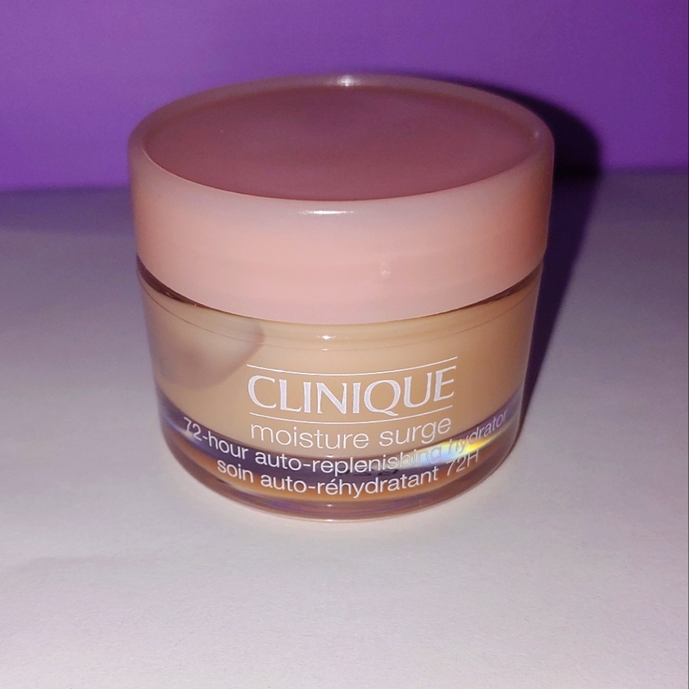 Moisture Surge 72 hr Auto-Replenishing Hydrator Clinique